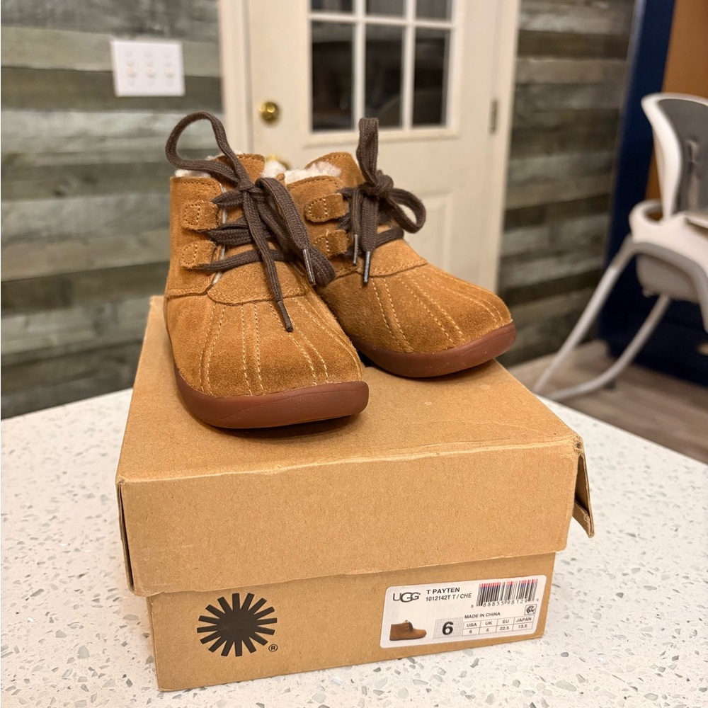 Ugg Payten Stars Toddler Boys Sz 6 Carmel Suede Shearling Winter Boots